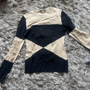 Derek Lam beige and black lightweight sweater